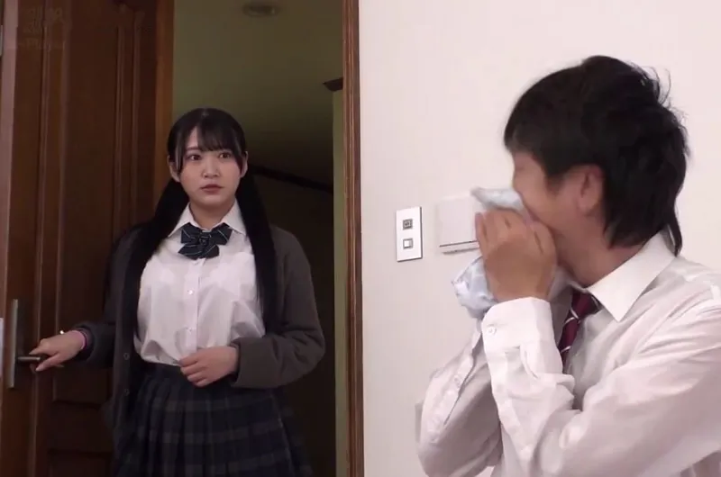 Anh trai trộm quần lót cô bạn gái móc lồn bị phát hiện và cô em đã trừng phạt bằng cách…